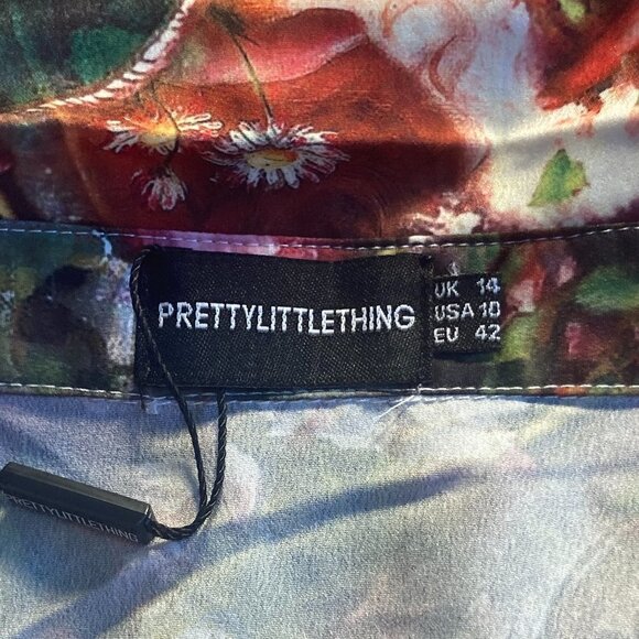Pretty Little Thing SZ 10 Silky romantic floral 2pc loungewear set comfy loose - Picture 8 of 9
